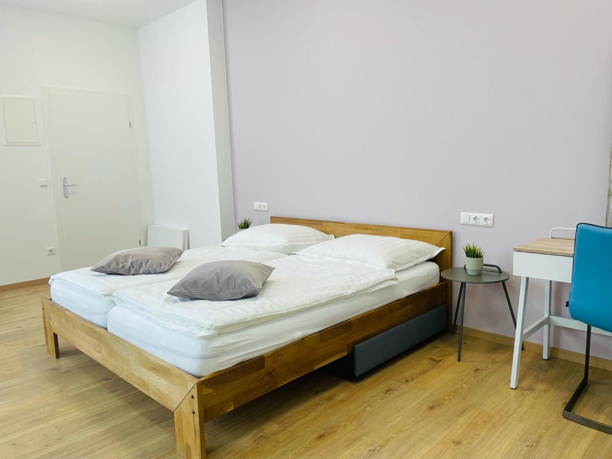 شقة Salon Des Fleurs Linz-Landstrasse المظهر الخارجي الصورة
